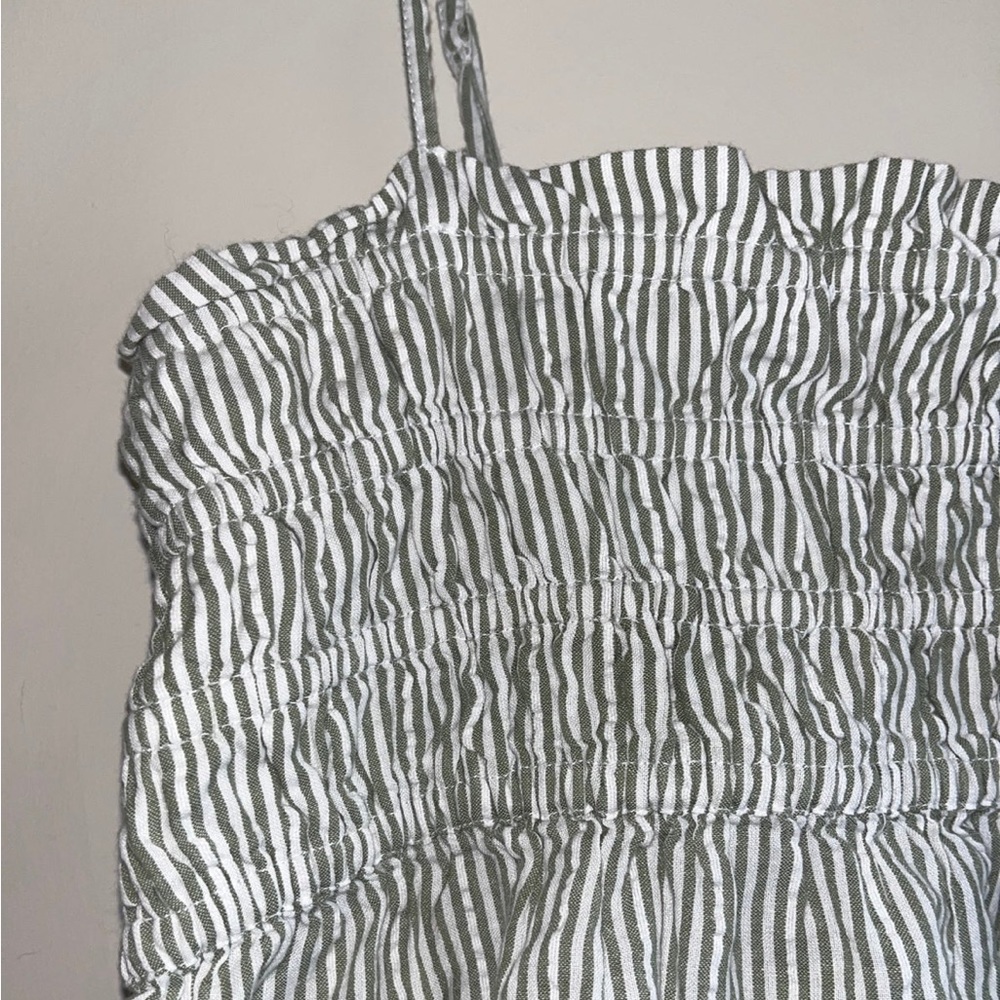 Top - Picture 2 of 4